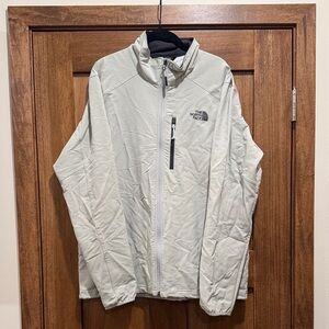 The North Face Men's Light Gray Performance Jacket